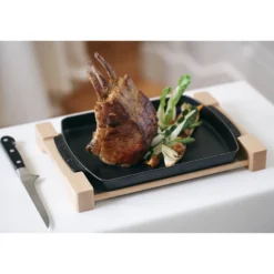 Staub Assiette de service 33 cm x 22 cm, Fonte, Noir mat Best