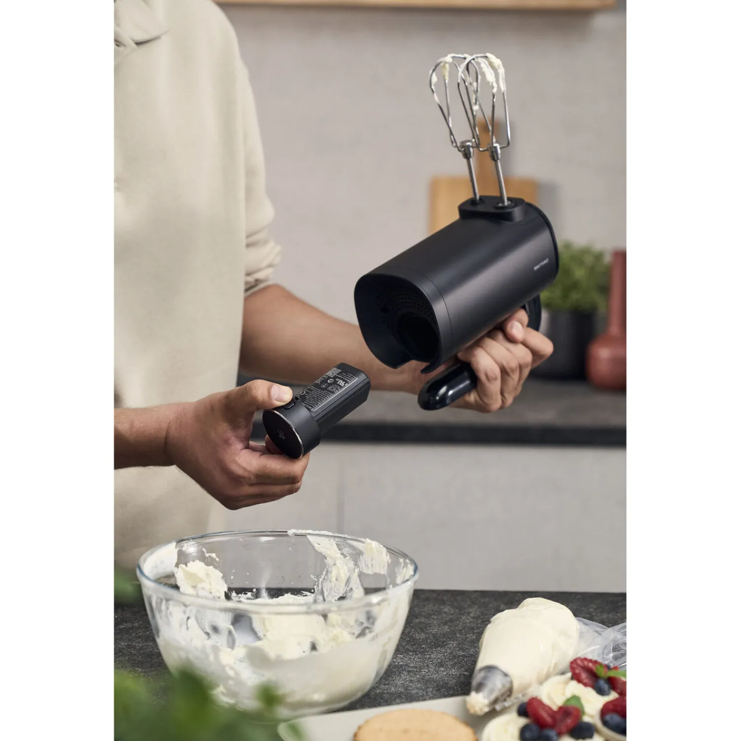 ZWILLING Batteur électrique sans fil, Kit de démarrage avec batterie