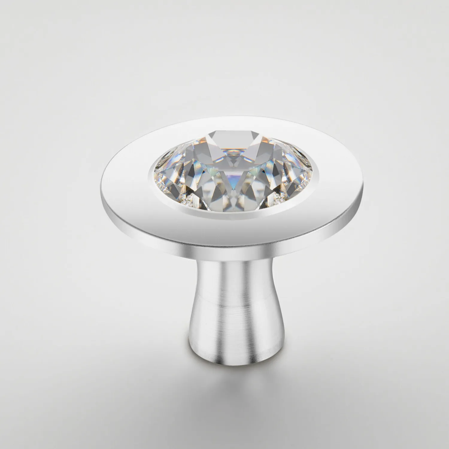 Staub Bouton, Argent