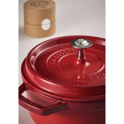 Staub Bouton, Argent