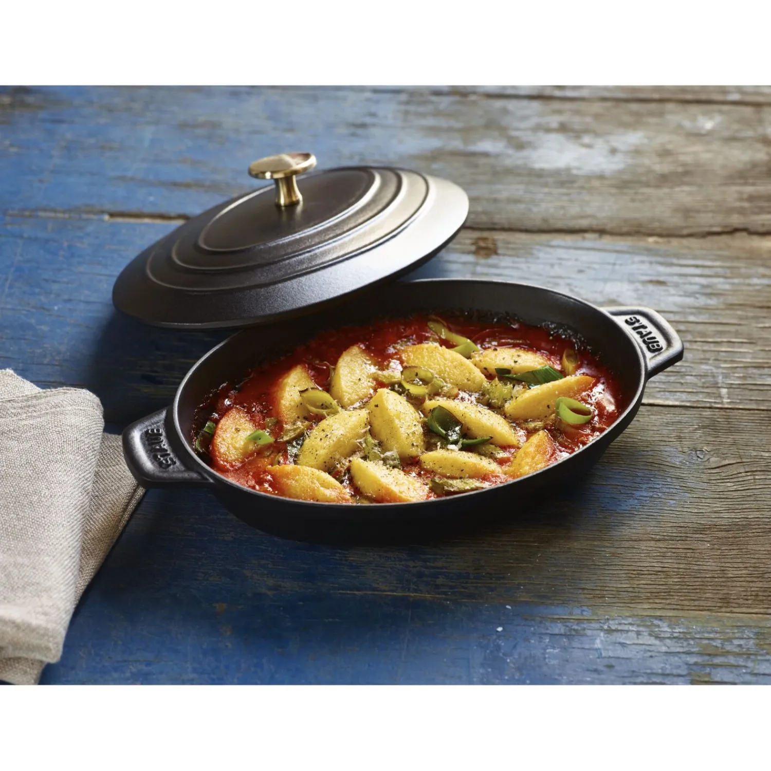 Staub 23 cm, Assiette chaude , Noir mat Discount