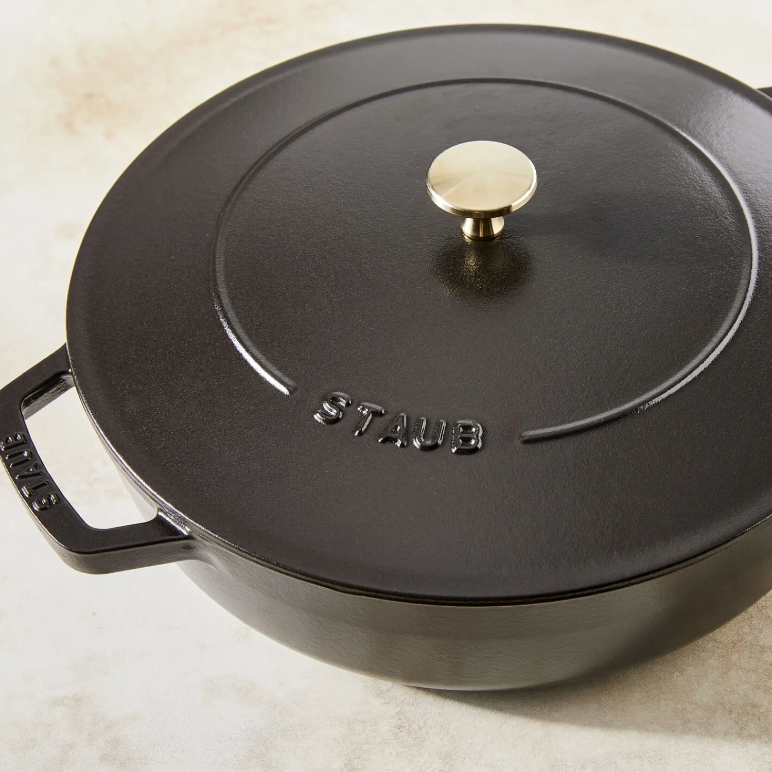 Staub 28 cm, Sauteuse Chistera, Noir mat Best