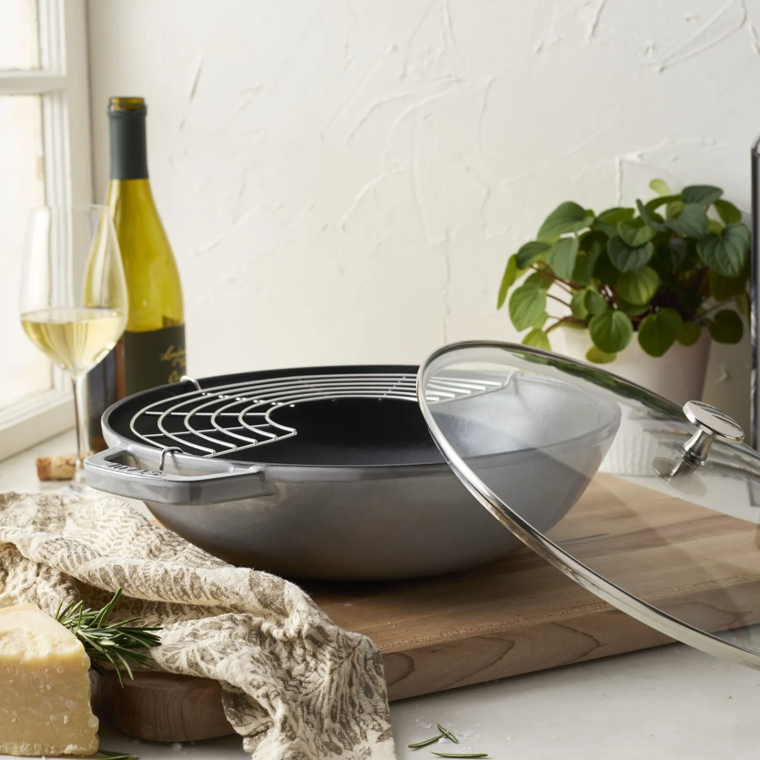 Staub 30 cm, Wok avec couvercle en verre, Gris graphite Best
