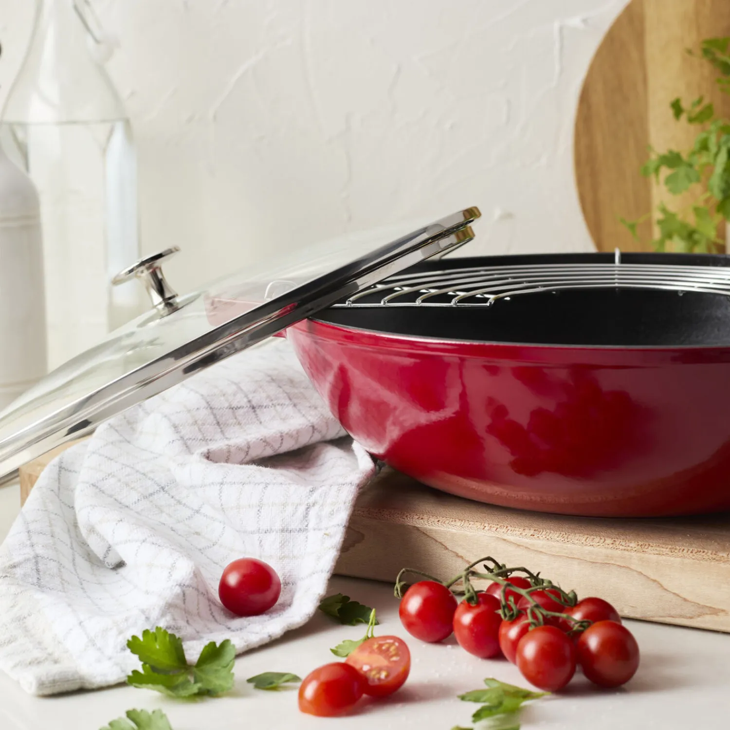 Staub 30 cm, Wok avec couvercle en verre, Cerise Outlet