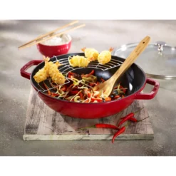 Staub 30 cm, Wok avec couvercle en verre, Cerise Outlet