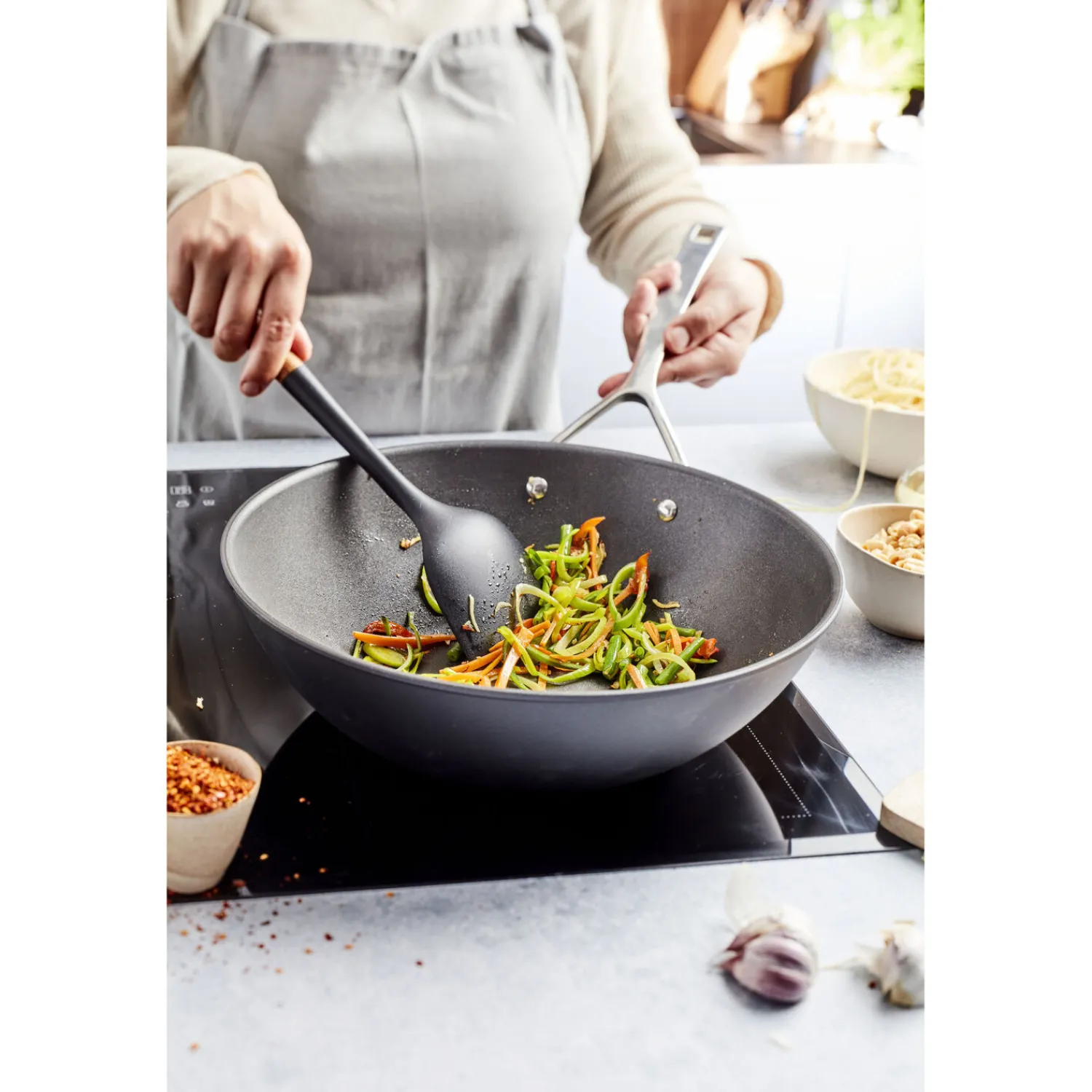 Demeyere 30 cm, Wok fond plat, Noir argenté Outlet