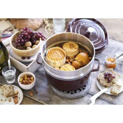 Staub Cocotte avec panier vapeur 26 cm, Rond(e), , Fonte Grenadine Hot