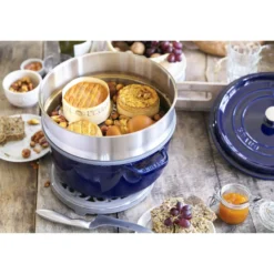 Staub Cocotte avec panier vapeur 26 cm, Rond(e), , Fonte Bleu intense