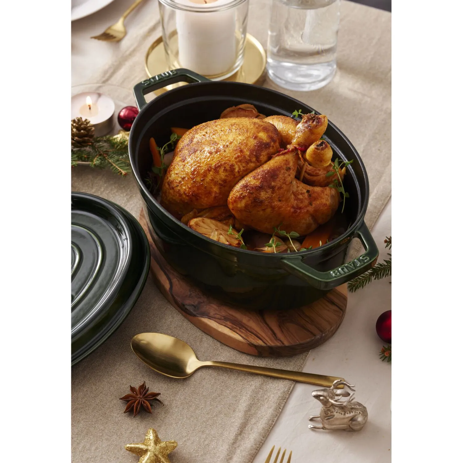 Staub Cocotte 31 cm, Ovale, , Fonte Basilic Hot