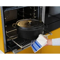 Staub Cocotte 33 cm, Ovale, , Fonte Noir mat Online
