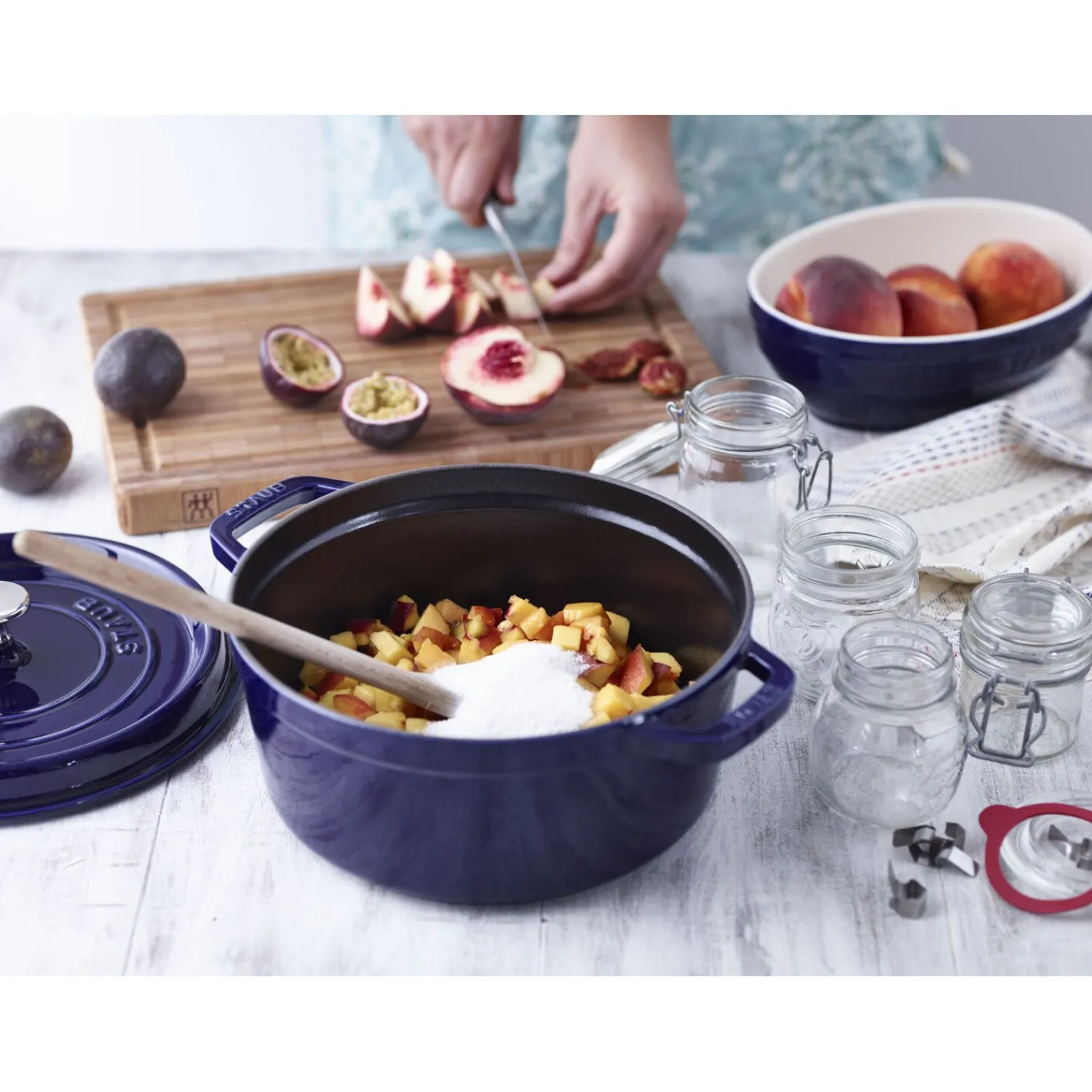 Staub Cocotte 22 cm, Rond(e), , Fonte Bleu intense New