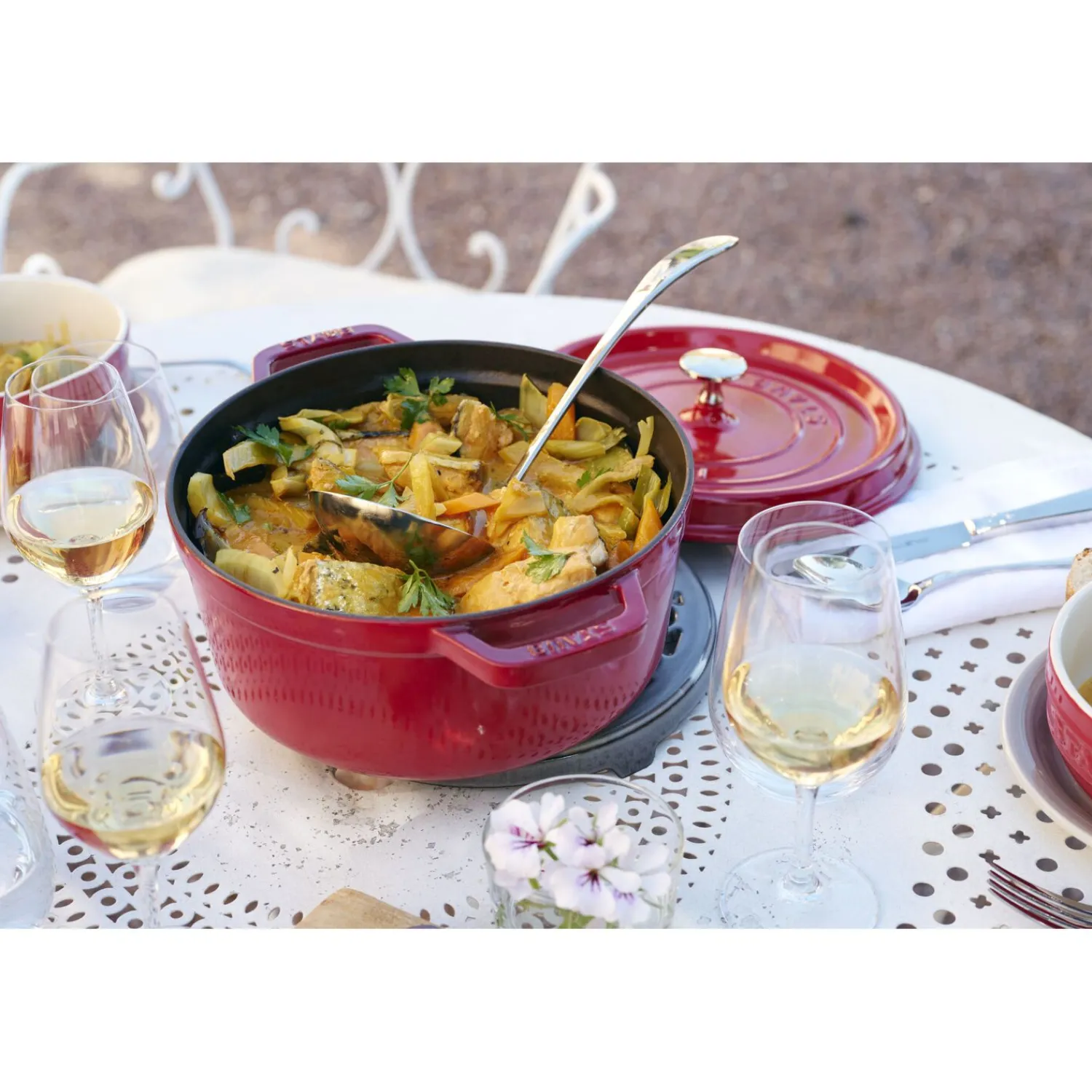 Staub Cocotte 22 cm, Rond(e), , Fonte Cerise New
