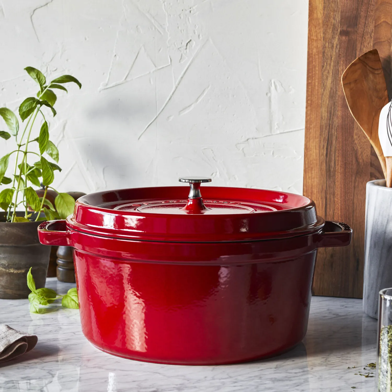 Staub Cocotte 24 cm, Rond(e), , Fonte Cerise Sale