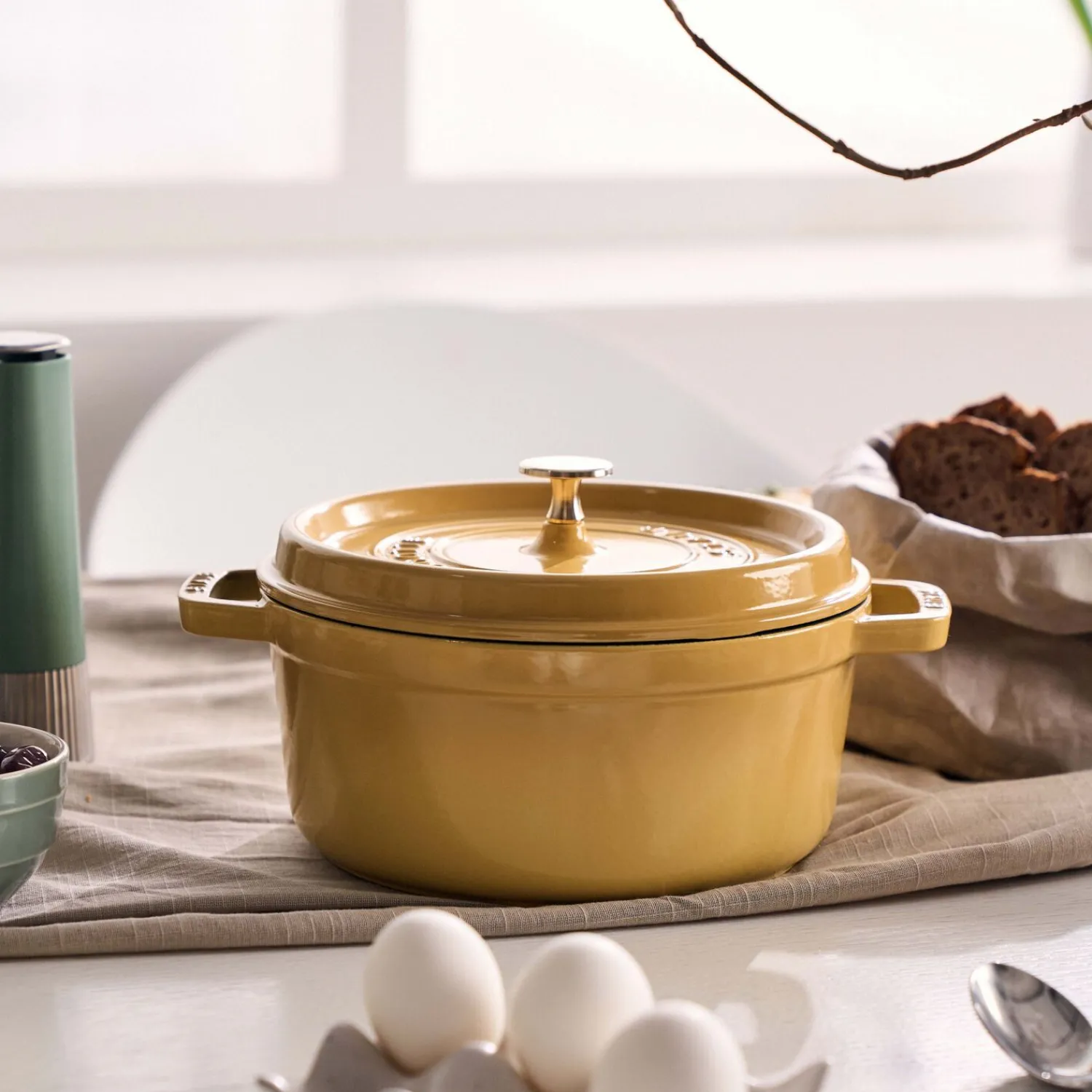 Staub Cocotte 24 cm, Rond(e), , Fonte Citron Outlet
