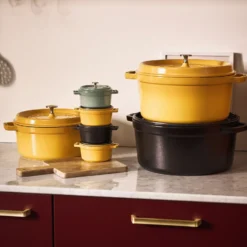 Staub Cocotte 24 cm, Rond(e), , Fonte Citron Outlet