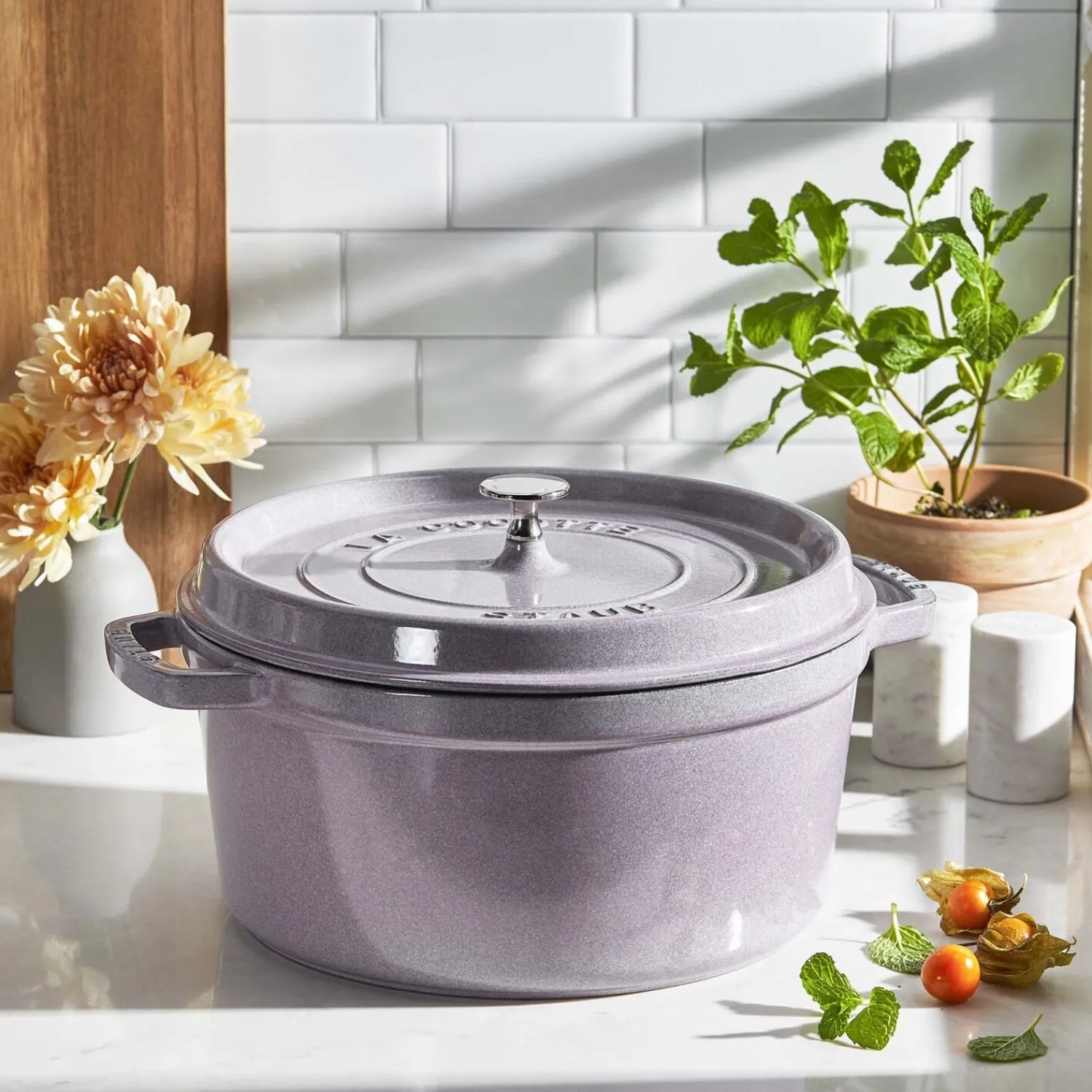 Staub Cocotte 24 cm, Rond(e), , Fonte Fleur de Cerisier