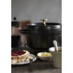 Staub Cocotte 18 cm, Rond(e), , Fonte Noir mat Sale