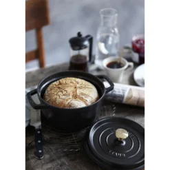 Staub Cocotte 18 cm, Rond(e), , Fonte Noir mat Sale