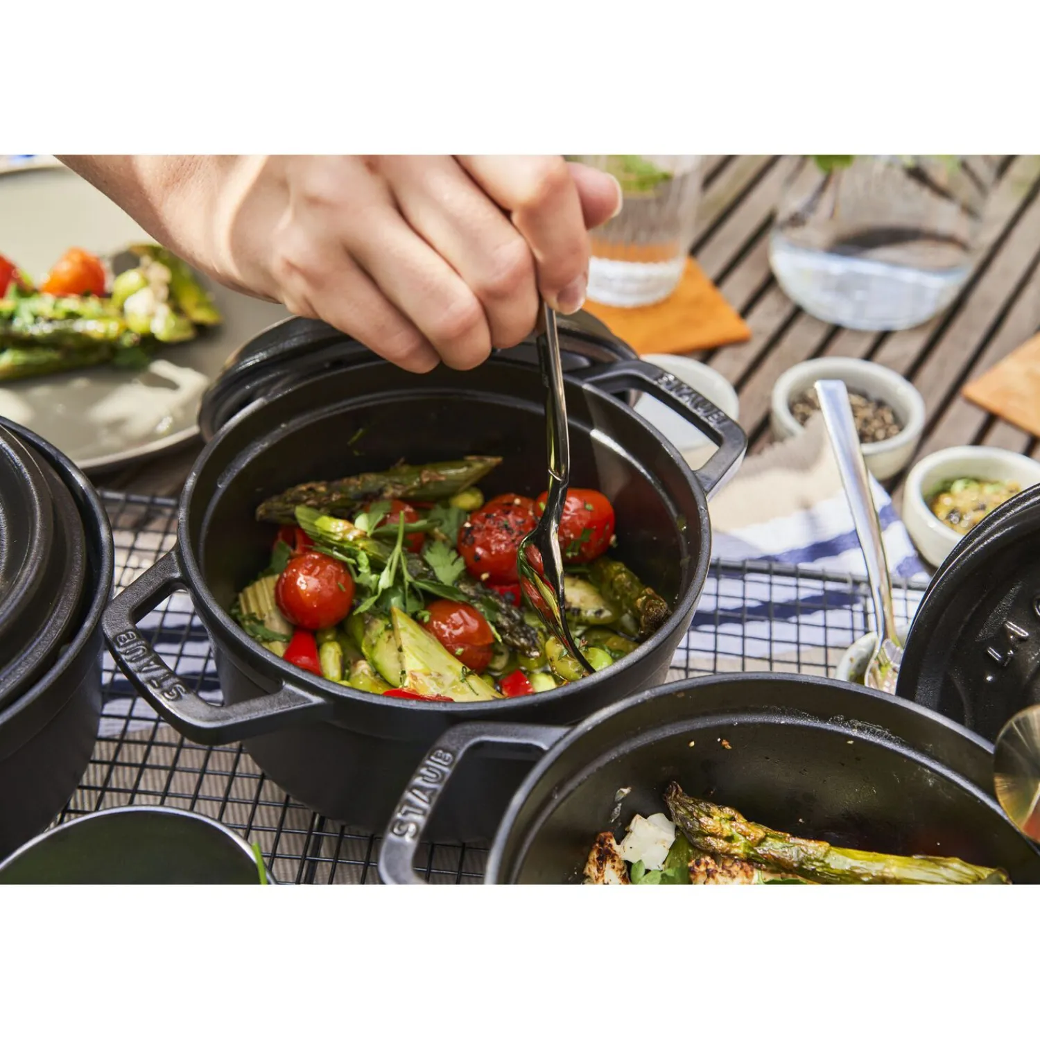 Staub Cocotte 16 cm, Rond(e), , Fonte Noir mat Clearance