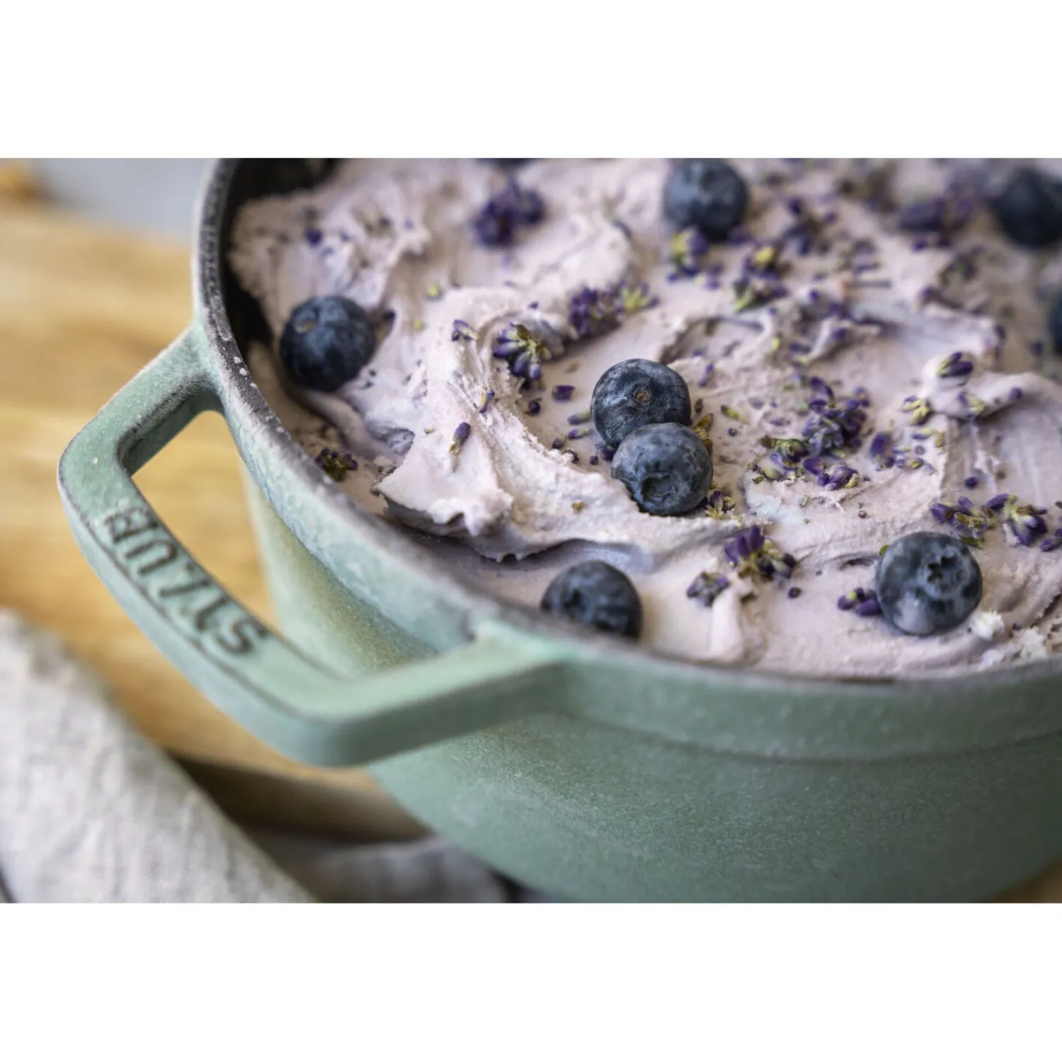 Staub Cocotte 24 cm, Rond(e), , Fonte Sauge Sale