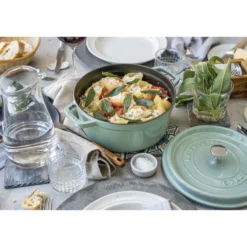 Staub Cocotte 24 cm, Rond(e), , Fonte Sauge Sale