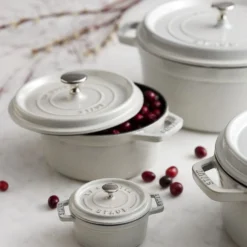Staub Cocotte 24 cm, Rond(e), , Fonte Truffe blanche Clearance