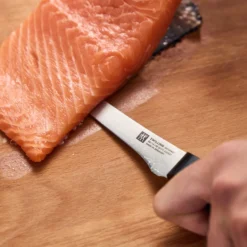 ZWILLING Couteau à désosser 14 cm Hot