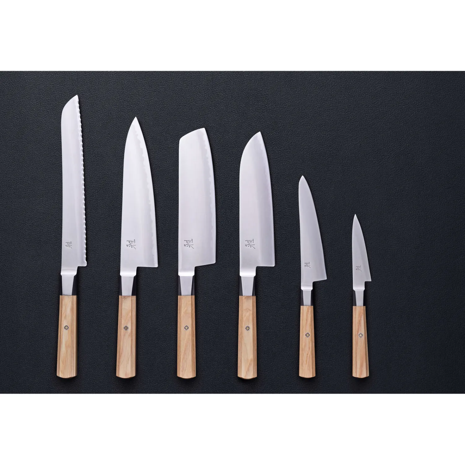 MIYABI Couteau à pain 23 cm, Beige, tranchant dentelé