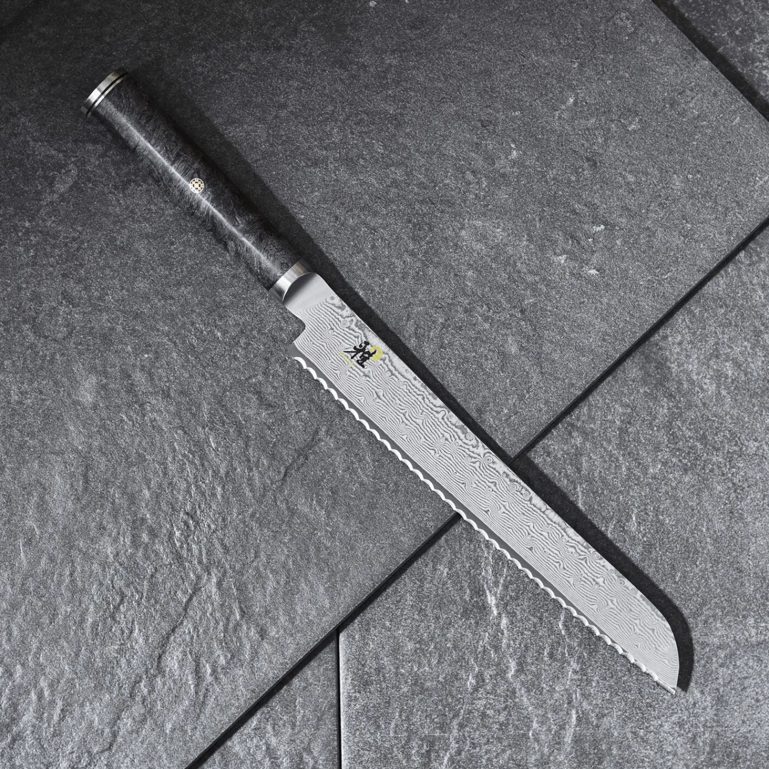 MIYABI Couteau à pain 24 cm, Noir brun, tranchant dentelé Outlet
