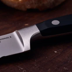 ZWILLING Couteau à pain 20 cm, tranchant dentelé Hot