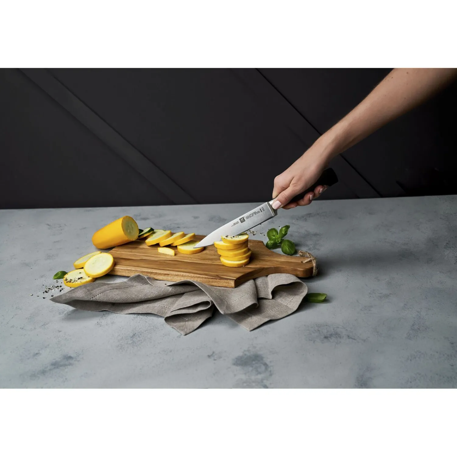 ZWILLING Couteau à trancher 16 cm, Tranchant lisse Hot