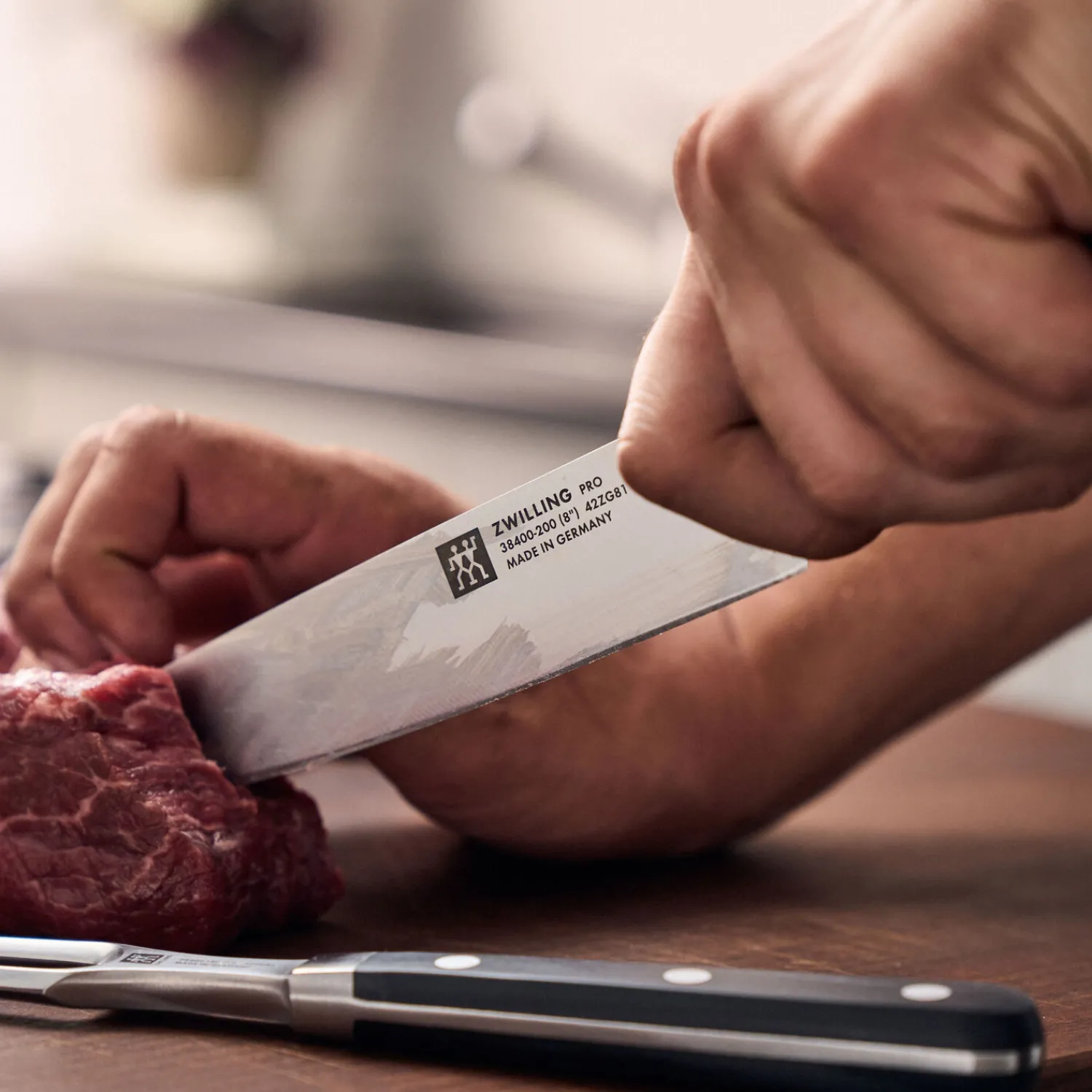 ZWILLING Couteau à trancher 20 cm, Tranchant lisse Clearance