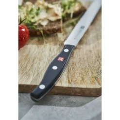 ZWILLING Couteau universel 13 cm, tranchant dentelé Sale