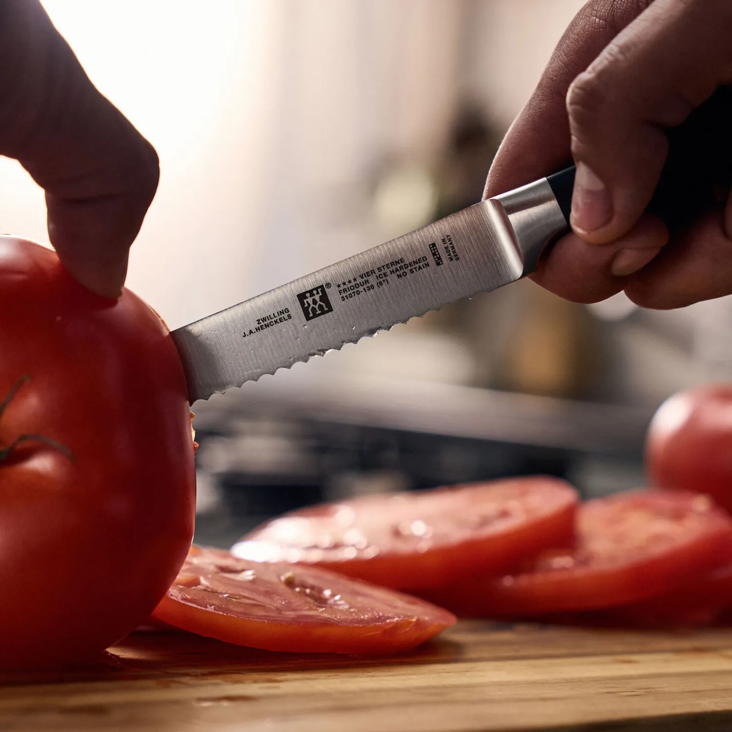ZWILLING Couteau universel 13 cm, tranchant dentelé Best