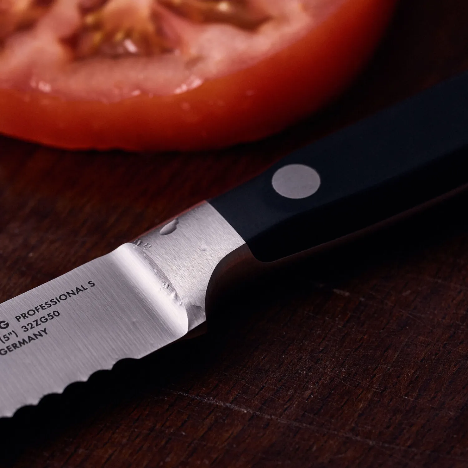 ZWILLING Couteau universel 13 cm, tranchant dentelé Sale