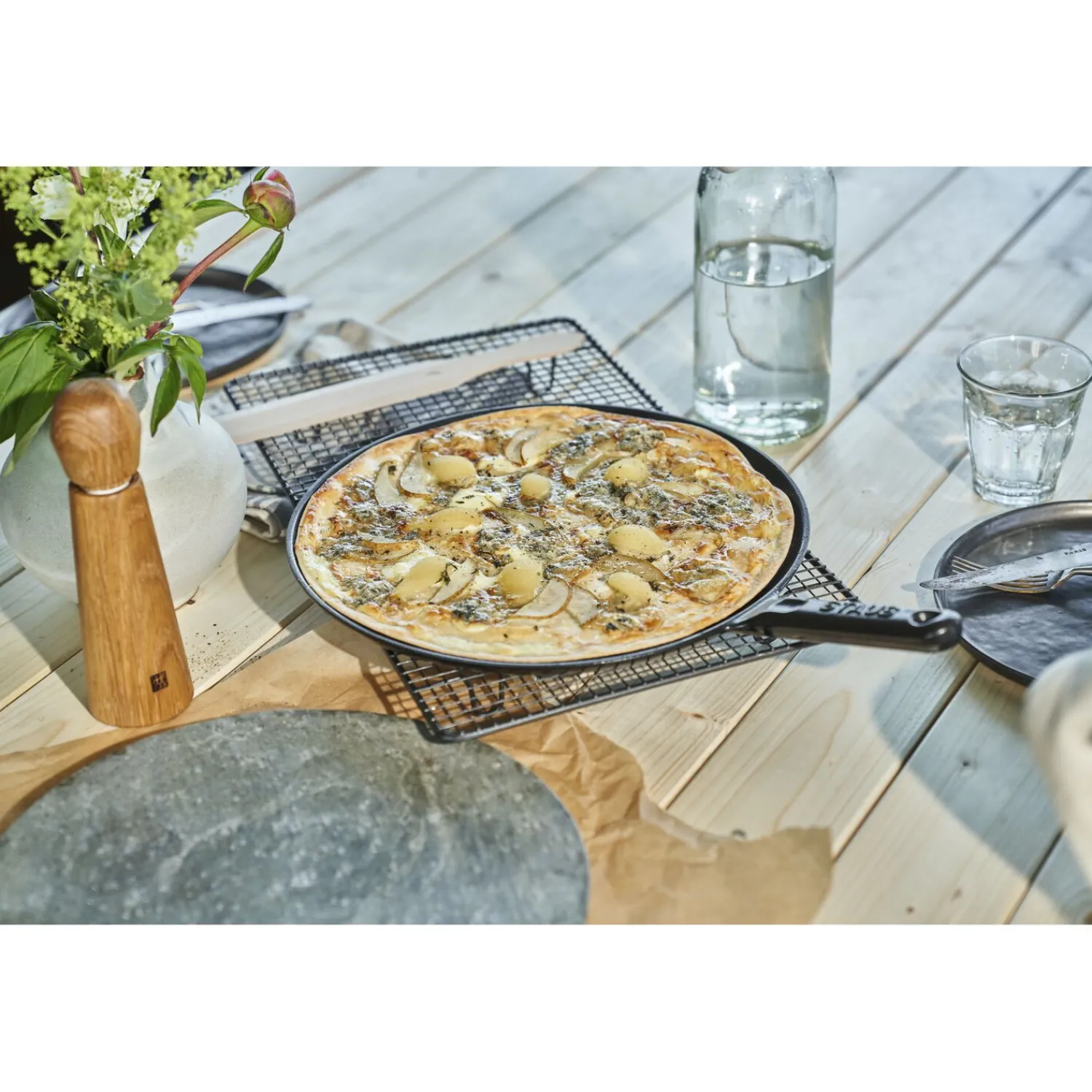 Staub Crêpière 30 cm, Fonte, Noir brillant Outlet