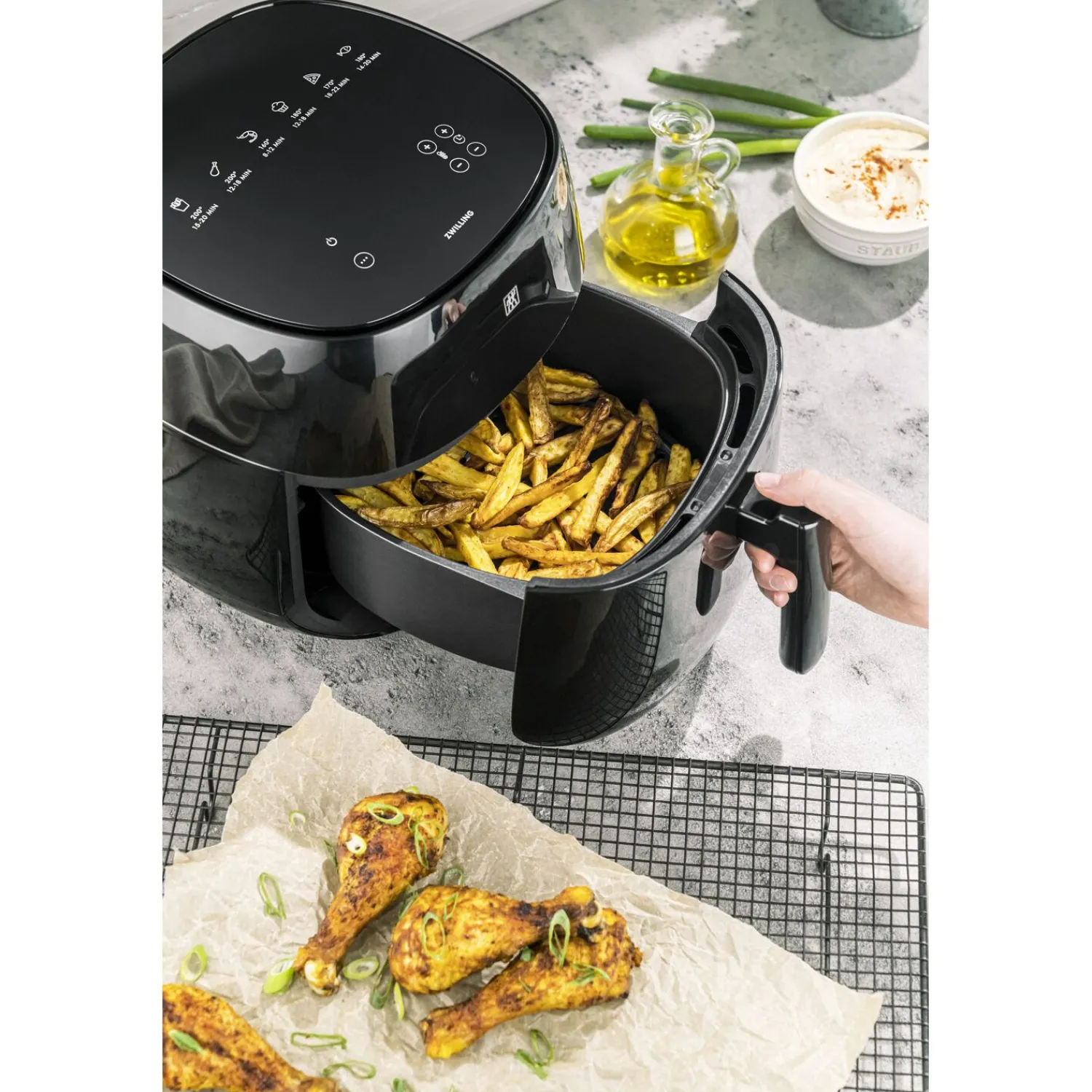 ZWILLING Friteuse sans huile à air chaud 4 l, Noir mat