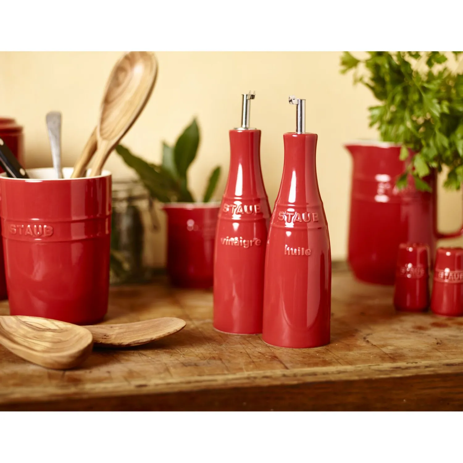 Staub Huilier et vinaigrier 20 cm, Céramique, Cerise Online