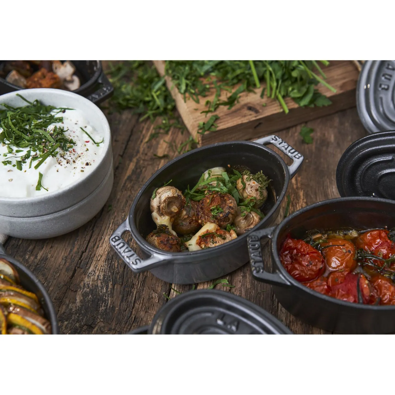 Staub Mini Cocotte 11 cm, Ovale, , Fonte Noir mat Clearance