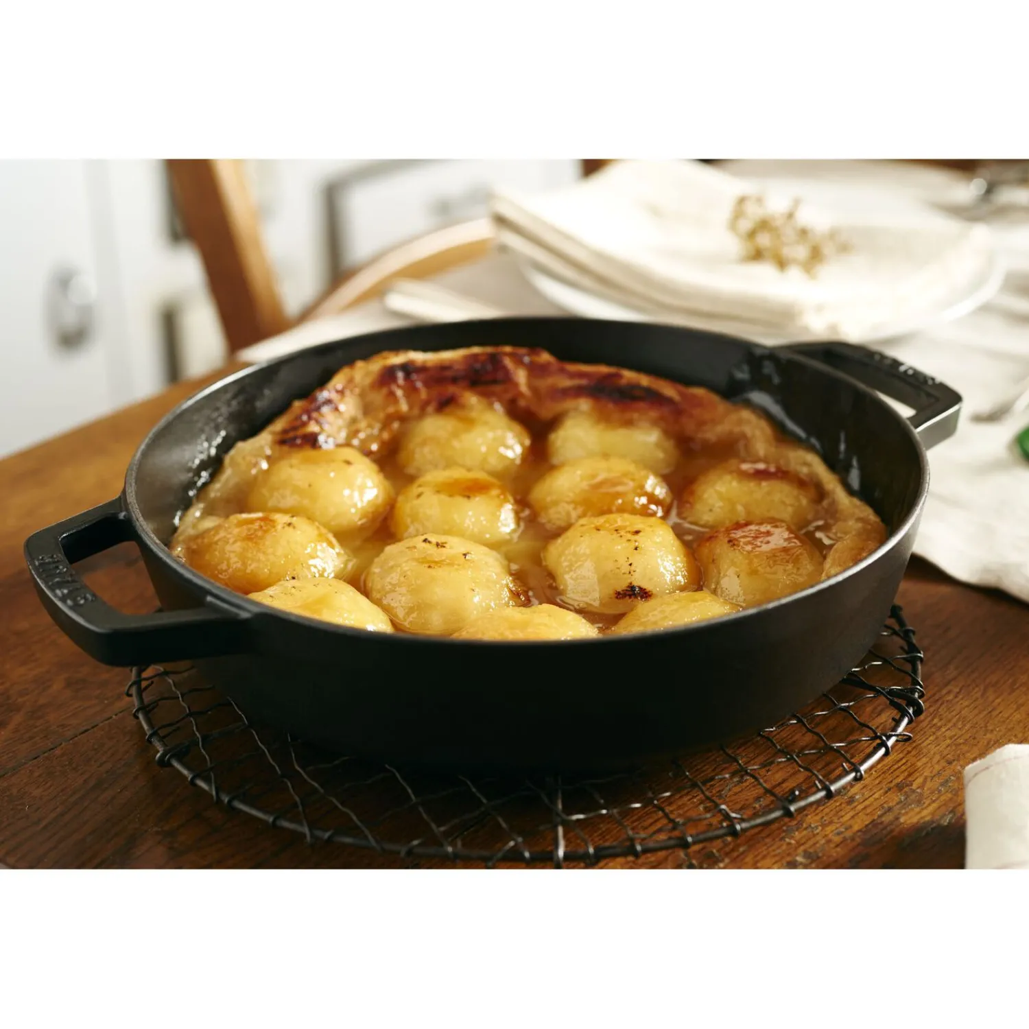 Staub Poêle avec 2 poignées 26 cm, Fonte, Noir mat Online