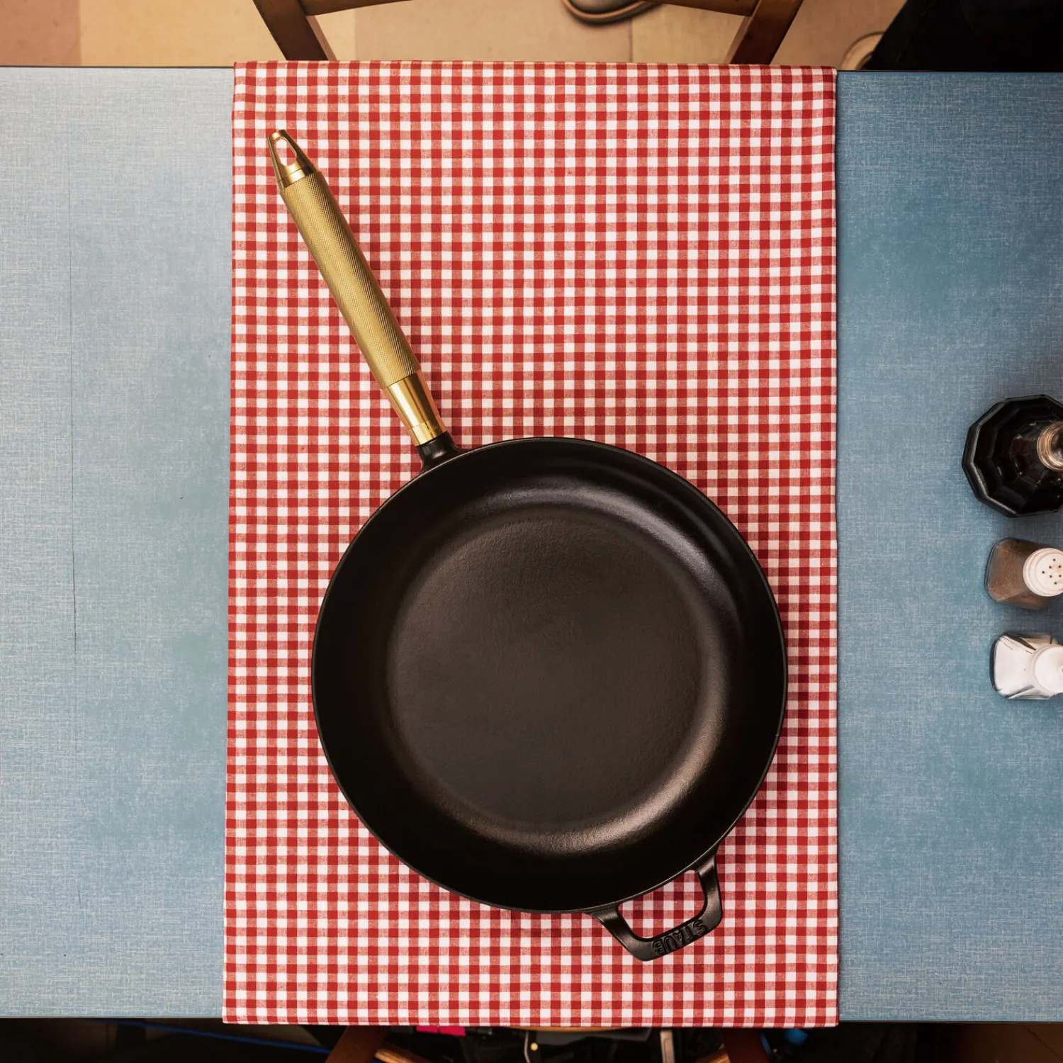 Staub Poêle Buster+Punch 28 cm, Fonte, Noir mat Sale