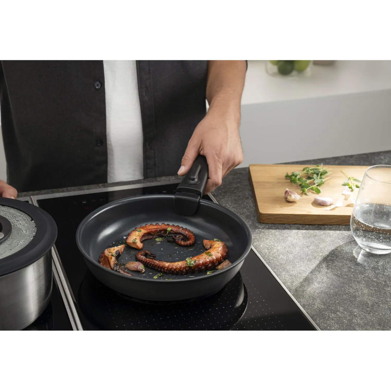 ZWILLING Poêle 24 cm, Aluminium, Noir mat New