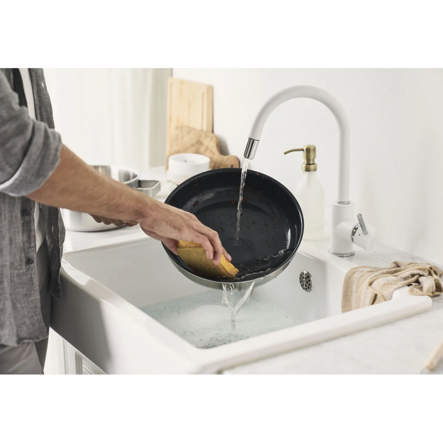 ZWILLING Poêle, 28 cm, Inox 18/10, Revêtement céramique Argent Online