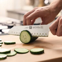 ZWILLING Santoku 18 cm, Tranchant alvéolé Clearance