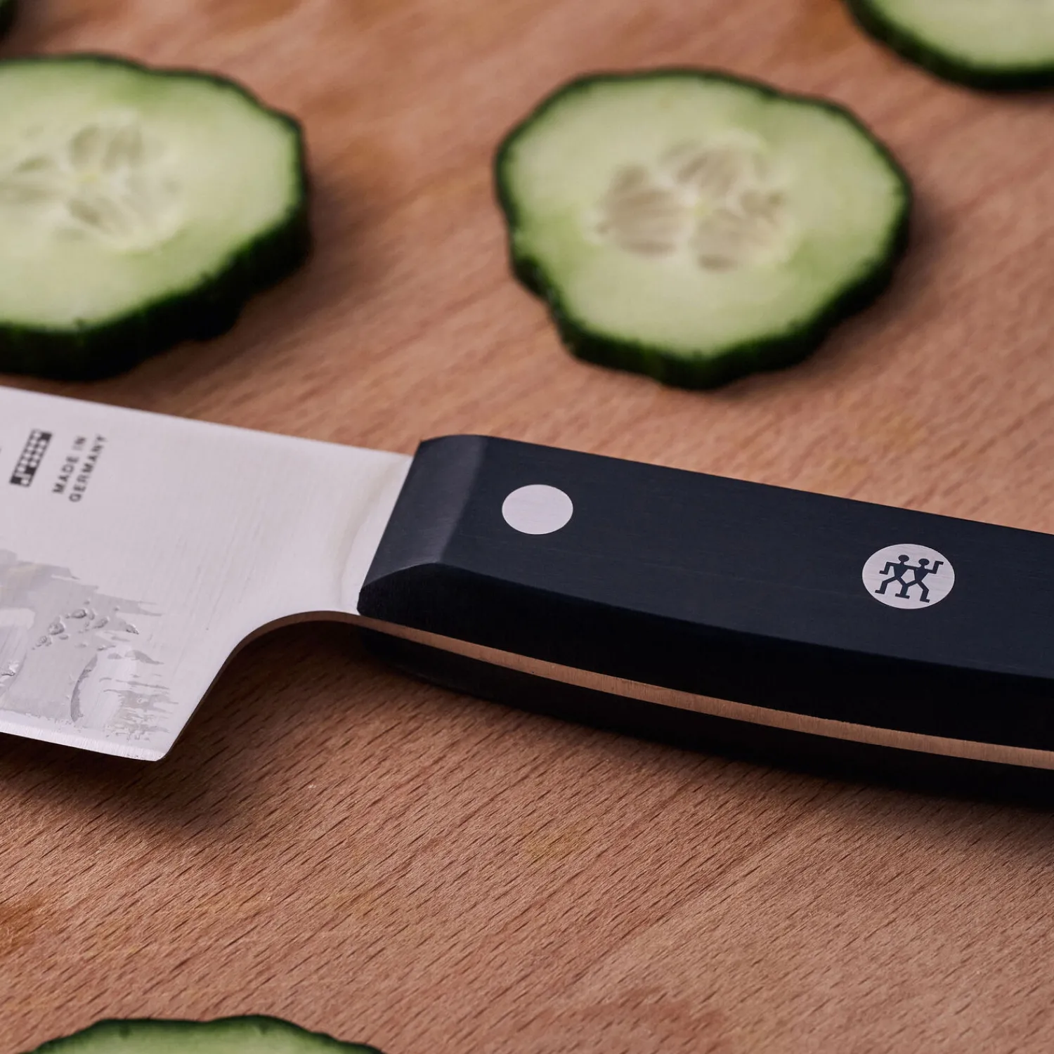 ZWILLING Santoku 18 cm, Tranchant alvéolé Clearance