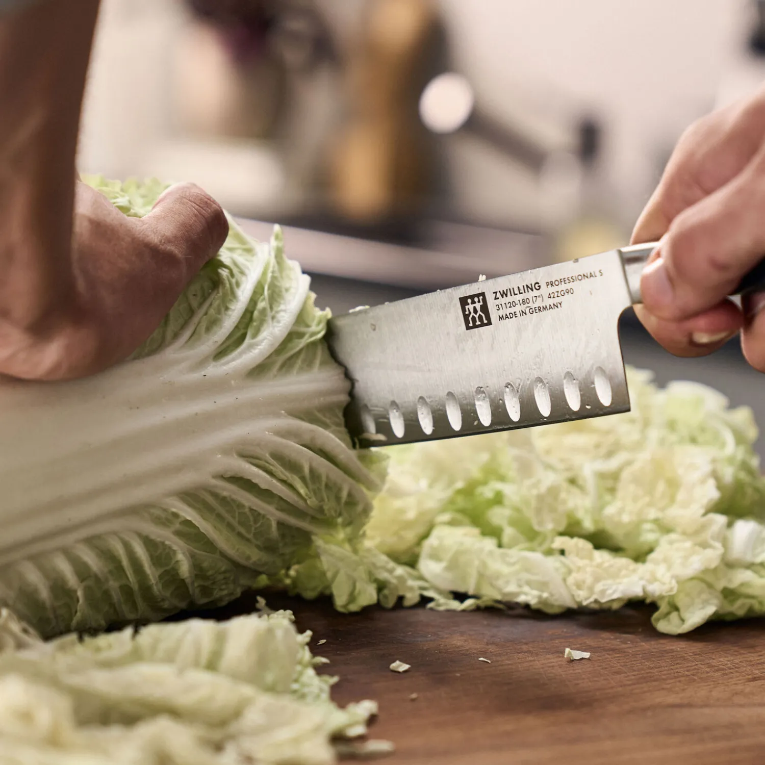 ZWILLING Santoku 18 cm, Tranchant alvéolé Outlet