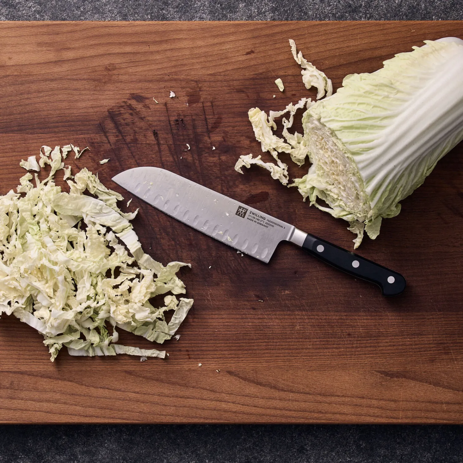 ZWILLING Santoku 18 cm, Tranchant alvéolé Outlet