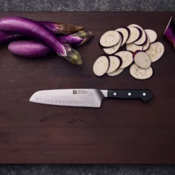 ZWILLING Santoku 18 cm, Tranchant alvéolé