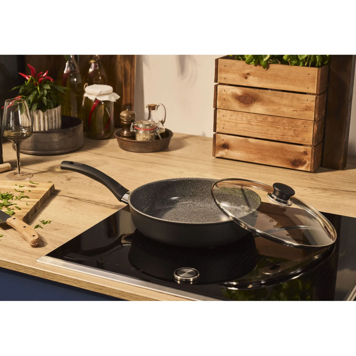 BALLARINI Sauteuse avec couvercle, 28 cm, Aluminium, Revêtement antiadhésif en céramique Hot