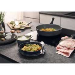 ZWILLING Sauteuse avec couvercle en verre, 28 cm, Aluminium, Revêtement antiadhésif en céramique renforcée en titane Discount